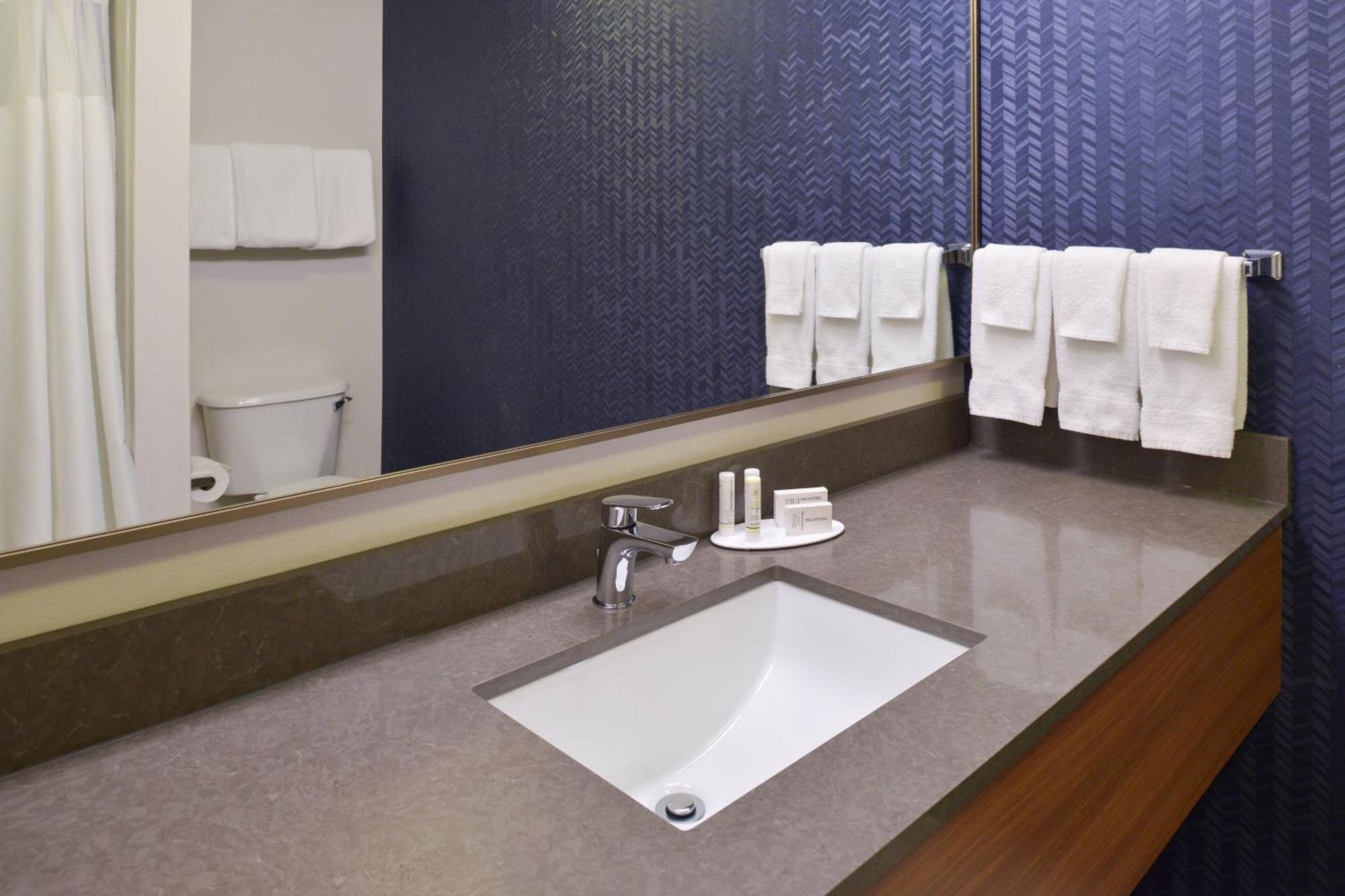 Fairfield Inn & Suites By Marriott Pittsburgh New Stanton Exterior foto
